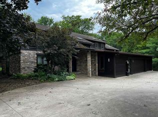 795 Laurel St, Dubuque, IA 52003