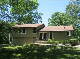 65 Sundale Dr, Windham, CT 06280