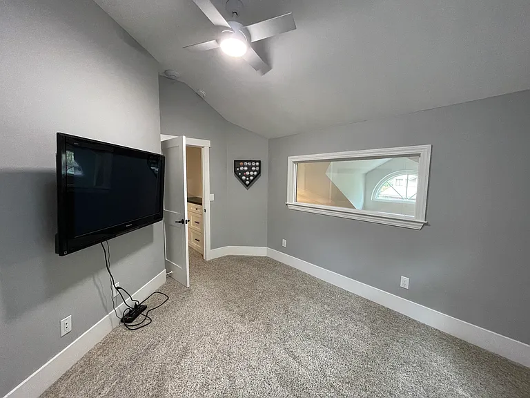 Room 4