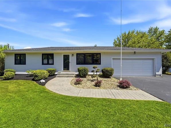 5495 Irish Rd, North Tonawanda, NY 14120