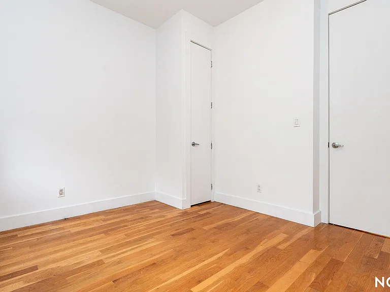 255 Jefferson St #2B — Photo 11