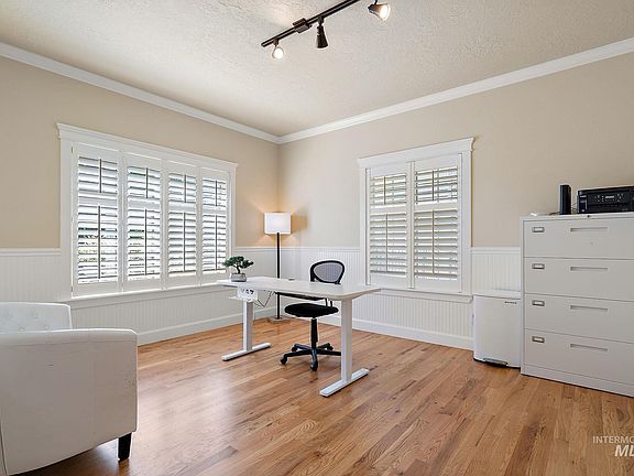 5th image of 6114 N Cape Arago Pl