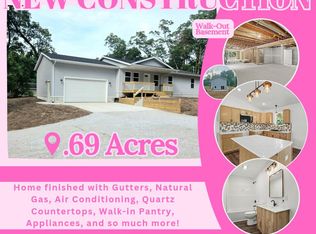 480 W Kenwood St, Twin Lake, MI 49457