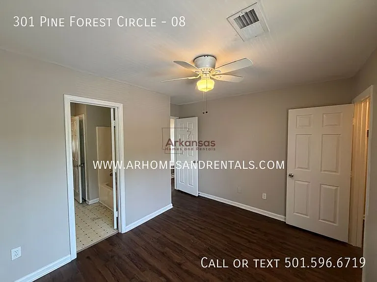 301 Pine Forest Cir #8 — Photo 8