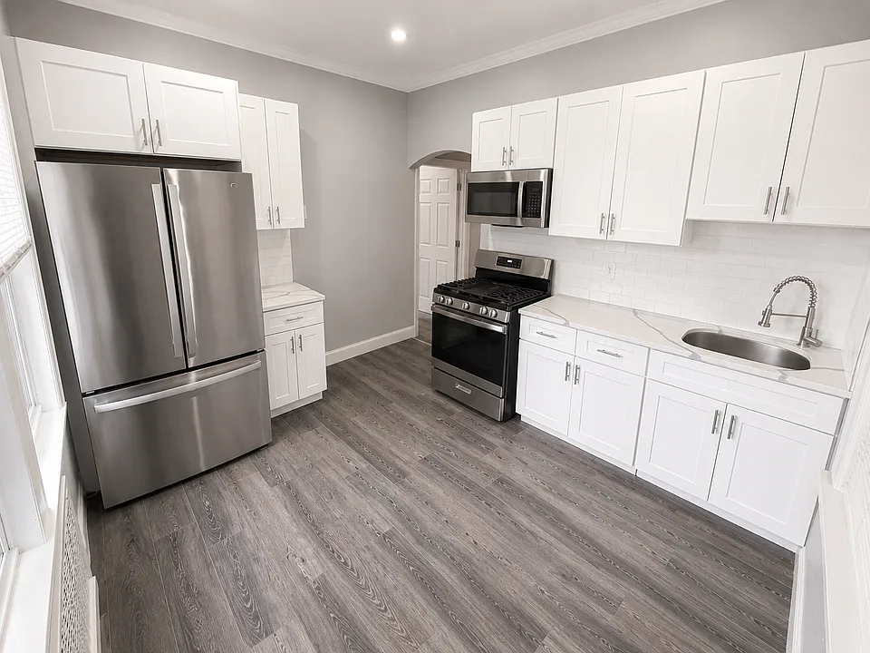 197-199 Hansbury Ave #2