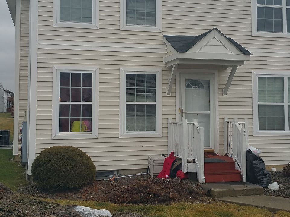 1st image of 48 Jordan Ln