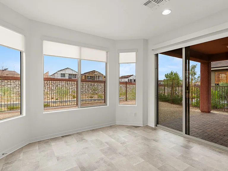 1353 Evening Breeze Ln — Photo 4