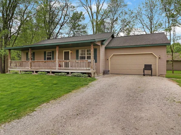 N1274 Oak ROAD, Genoa City, WI 53128
