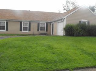 10 Hanover Rd, Marlton, NJ 08053