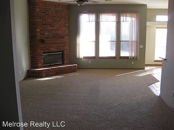 2nd image of 18212 Willow Oak Ln