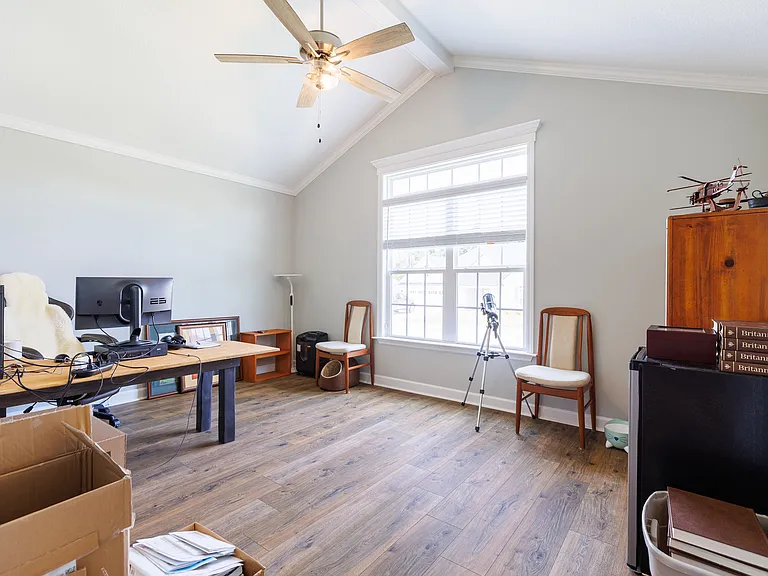 3940 Landings Cir — Photo 18