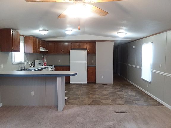 3rd image of 301 S Sue Ellen Ave #Zcsf2q