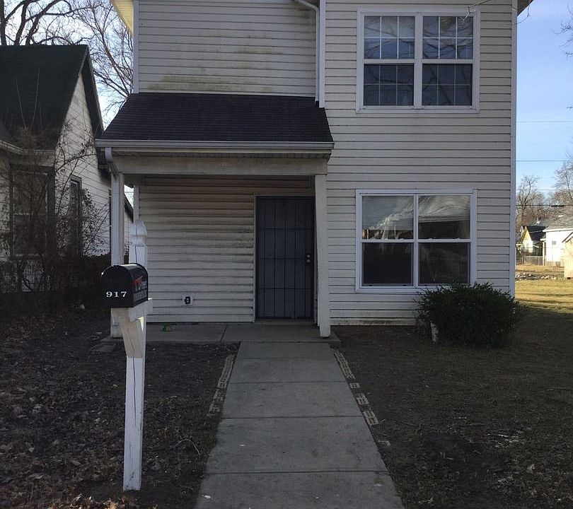 1st image of 917 W 29th St