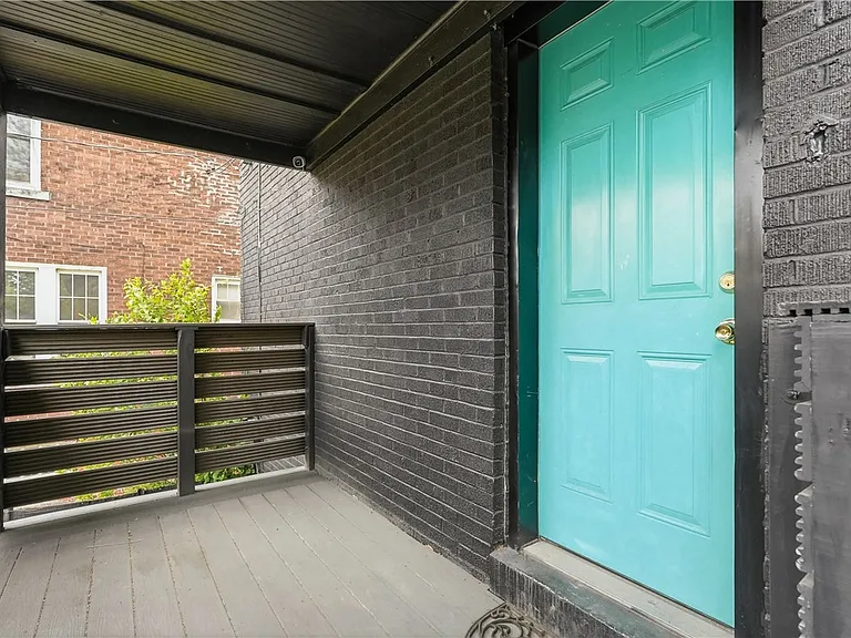 1900 Maple St #4 — Photo 4