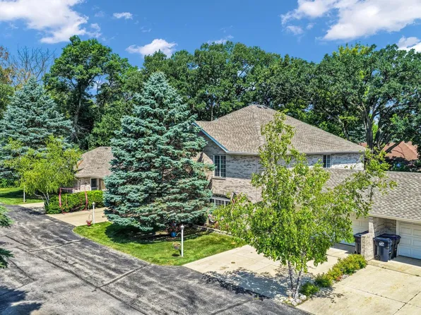 626 E Market STREET #103, Elkhorn, WI 53121