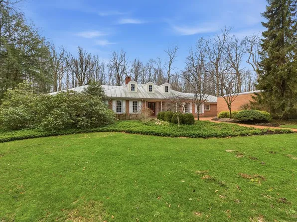 1805 Westover Ln, Mansfield, OH 44906