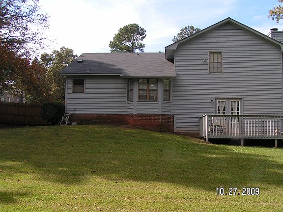 3rd image of 138 Maple Creek Dr