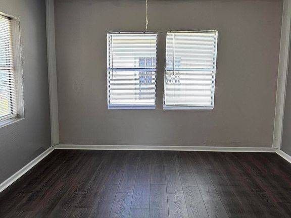 4th image of 1109 Live Oak Ave