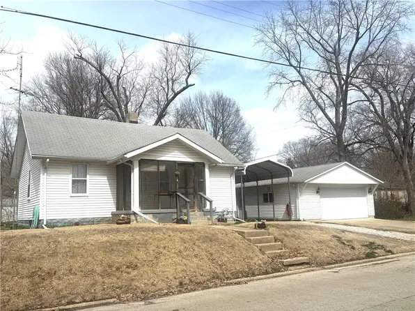 912 E Riverside Ave, Decatur, IL 62521