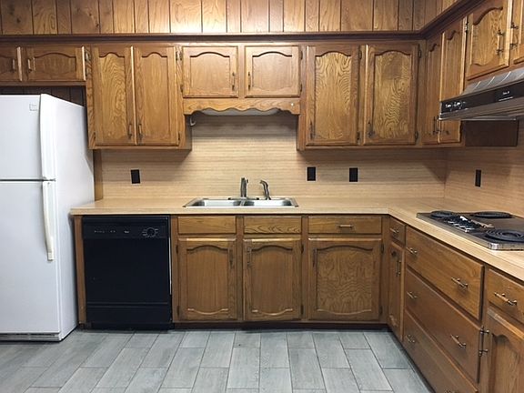 4th image of 9044 Audrey Dr