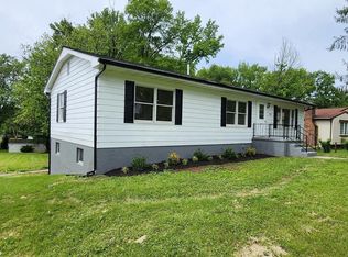 2205 Roth Rd, Edgewood, MD 21040