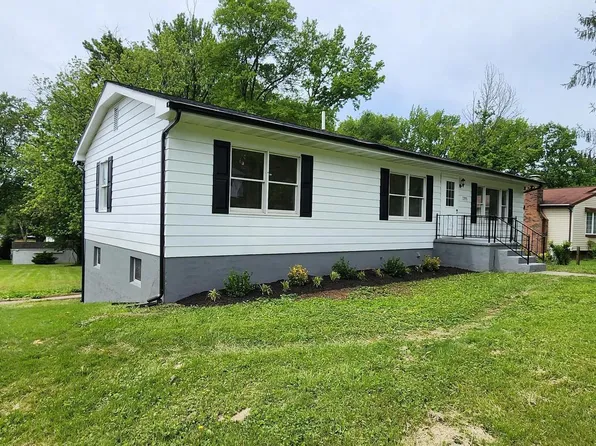 2205 Roth Rd, Edgewood, MD 21040