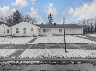 2560 Kenton St, Springfield, OH 45505