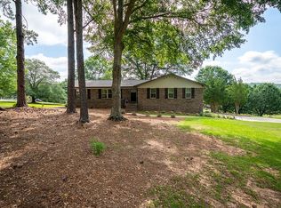 905 Spring Garden St, Indian Springs, AL 35124