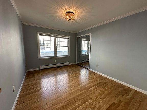 4th image of 68 Virginia Ave Floor 1