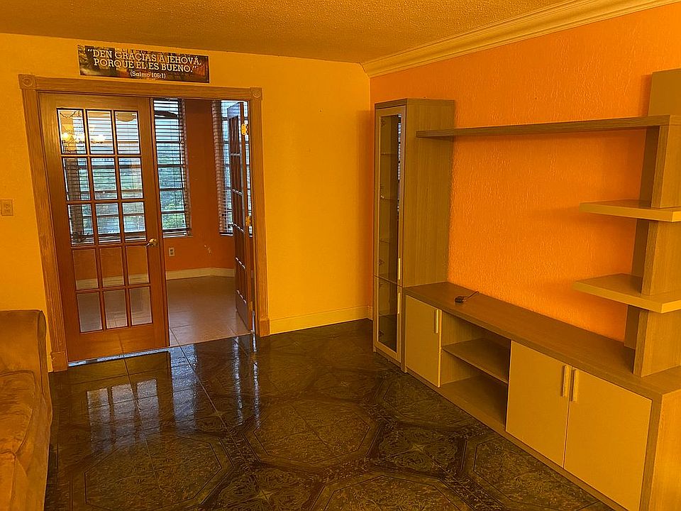 1st image of 1501 NE 191st St APT 410