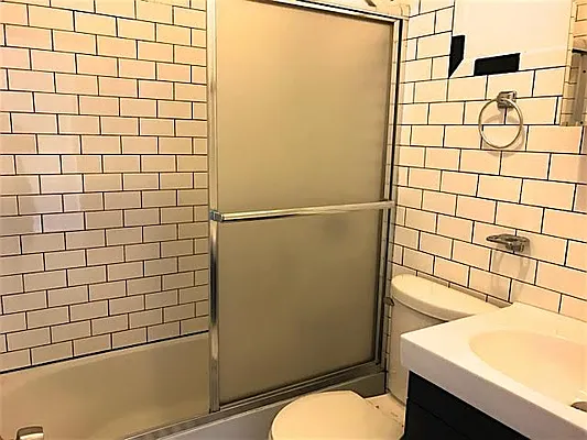 Rented by Friedman Roth Realty | media 21