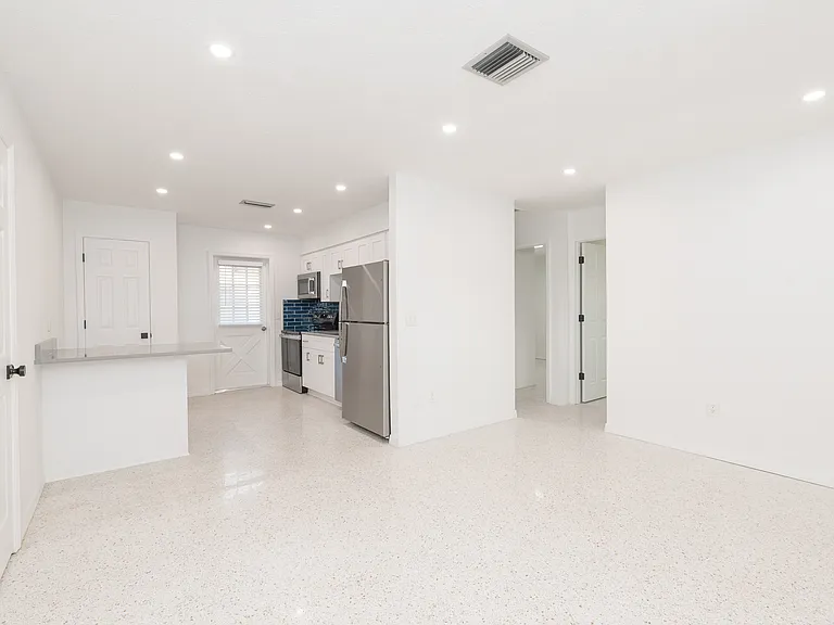 1348 Boylan Ave #A — Photo 16