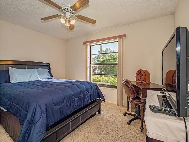 32 Plantation Dr #103 — Photo 17