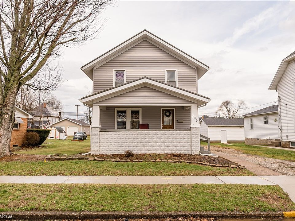 1st image of 304 E Russell Ave