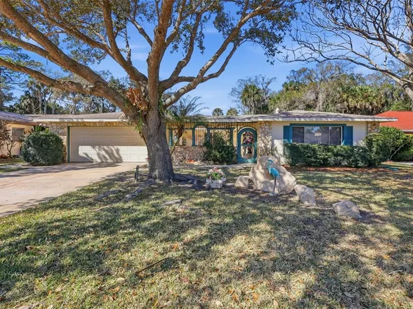 727 Green Rd, New Smyrna Beach, FL 32168