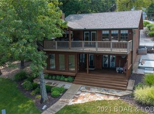 495 Hickory Grove Dr, Linn Creek, MO 65052