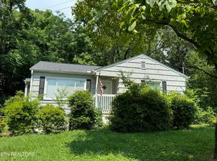 3400 Vaughn St, Knoxville, TN 37920