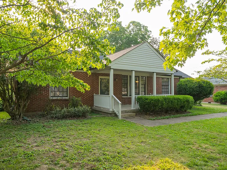 222 Dellrose Dr — Photo 1