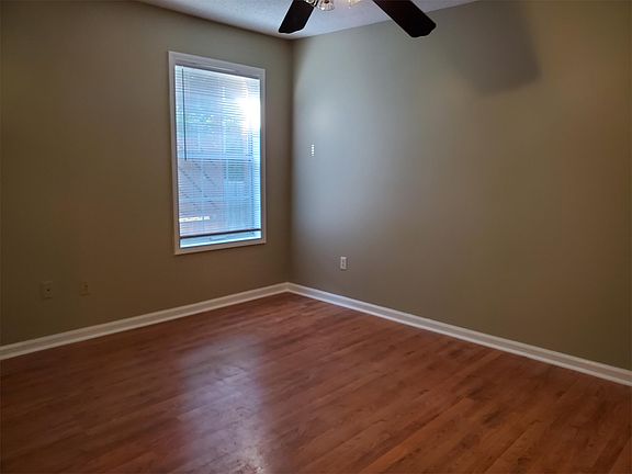 5th image of 6516 Whitetail Ln