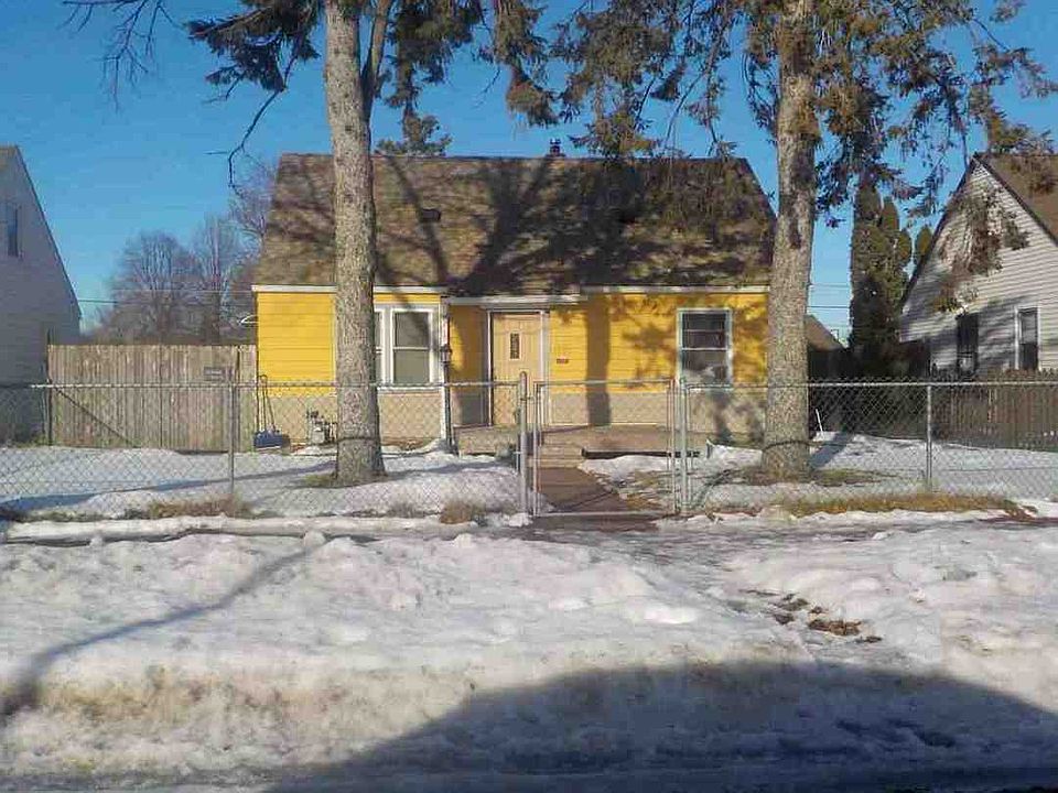 1st image of 1623 Nevada Ave E