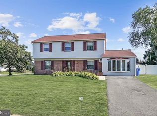 52 Beechfern Ln, Willingboro, NJ 08046