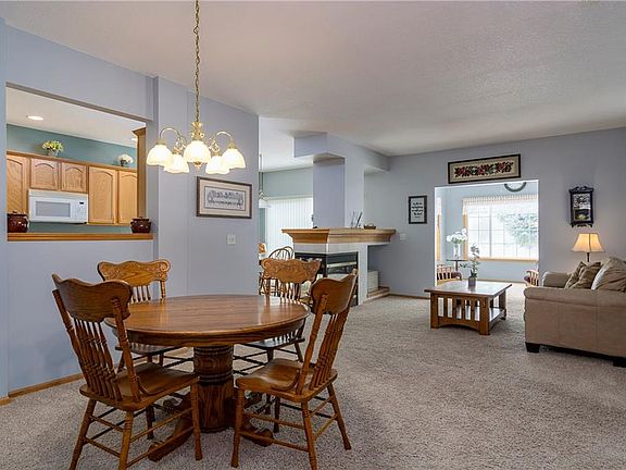 5th image of 3609 NE Cottonwood Ln