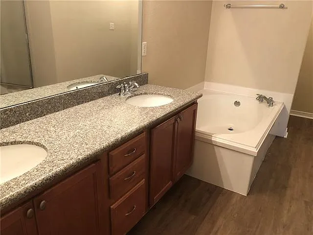 1064 Clairise Ct — Photo 22