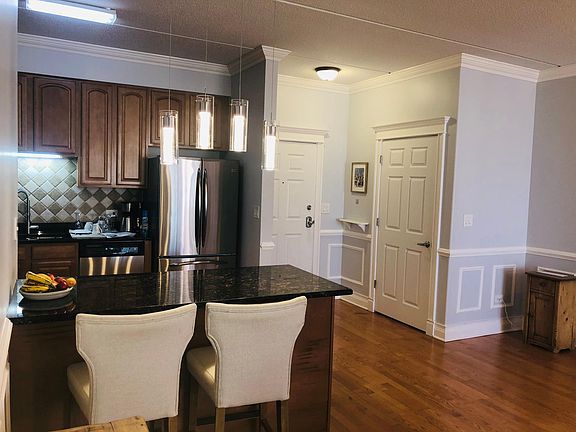 2nd image of 5036 W Pensacola Ave Unit 204
