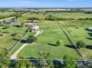 77 Macomb Cemetery Rd, Whitesboro, TX 76273