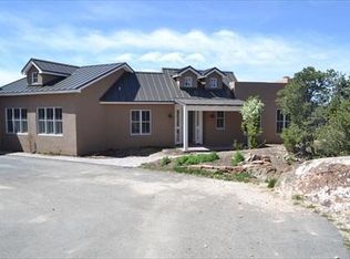 5 Lodge Cir, Santa Fe, NM 87506