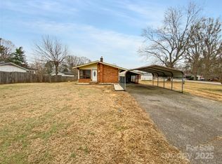 185 Crosswhite Ln, Statesville, NC 28625