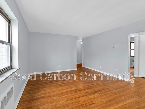 2nd image of 277 Linwood Ave APT 7A