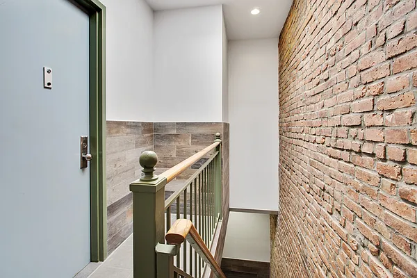 Rented by Highline Residential | media 41