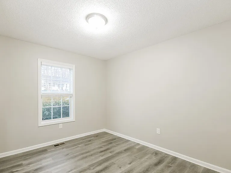 820 Turning Point Ln — Photo 13